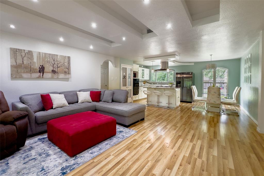 2801 Cheaney Drive Property Photo 4