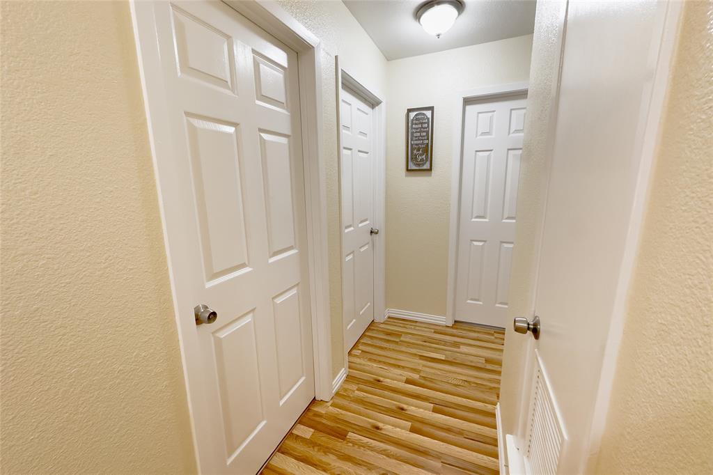 2801 Cheaney Drive Property Photo 9