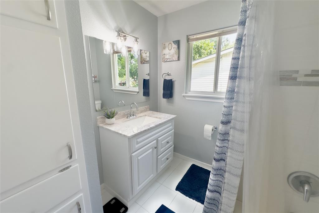 2801 Cheaney Drive Property Photo 10