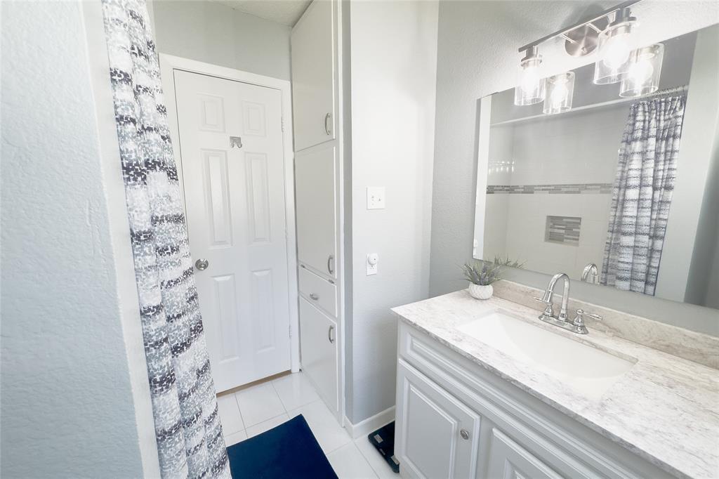 2801 Cheaney Drive Property Photo 12
