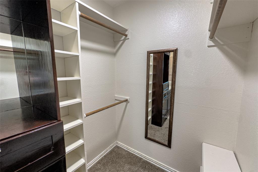2801 Cheaney Drive Property Photo 17