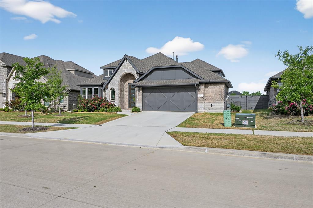 7213 Cherry Blossom Lane Property Photo 4