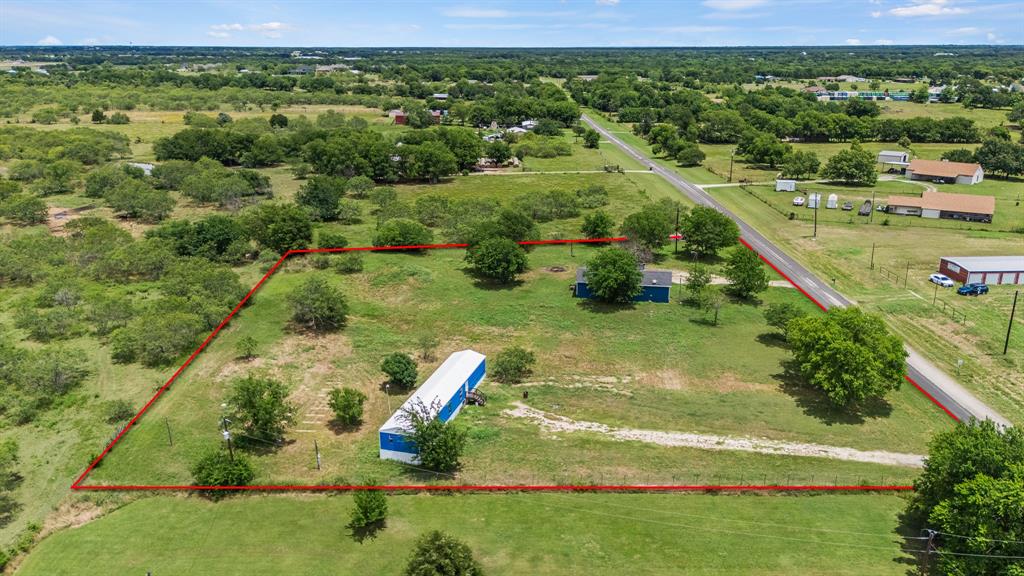 8726 County Road 2580 Property Photo 1