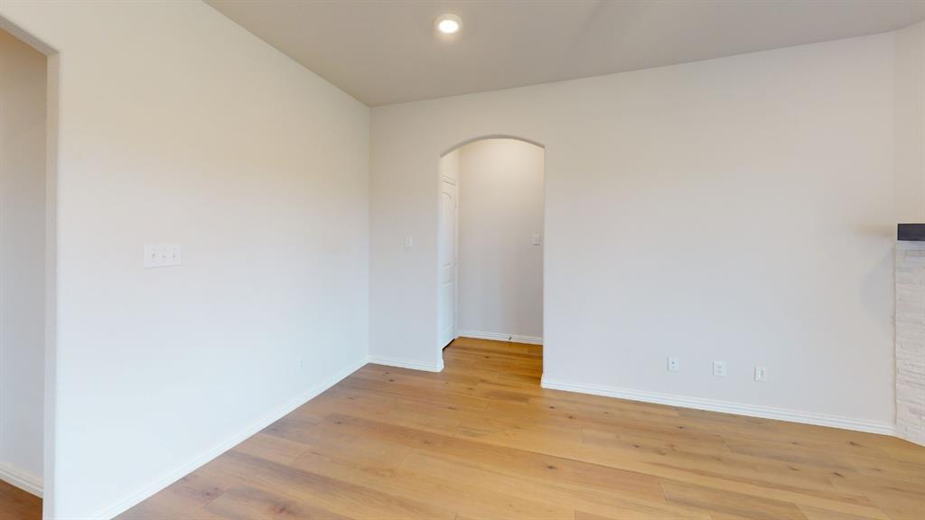 1004 Copper Smith Way Property Photo 7