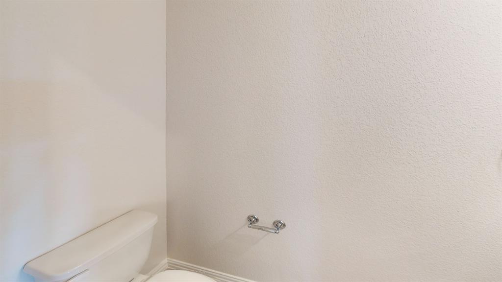 1004 Copper Smith Way Property Photo 15