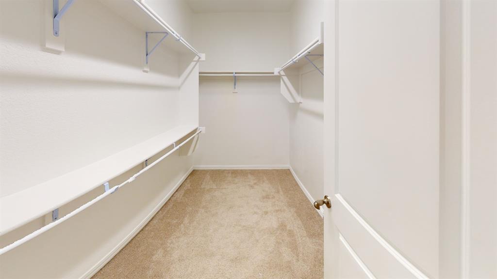 1004 Copper Smith Way Property Photo 17