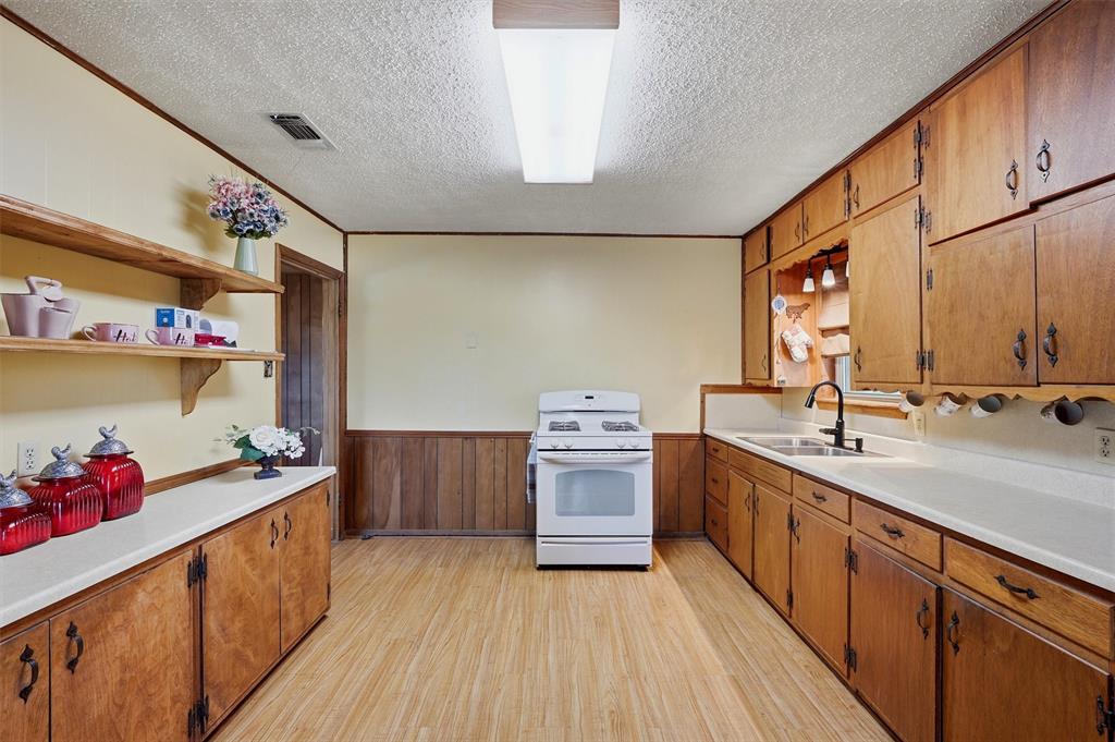 3636 State Highway 56 Property Photo 16