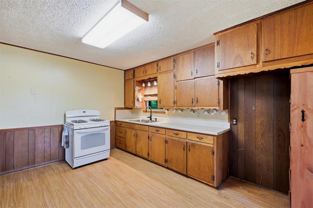 3636 State Highway 56 Property Photo 17