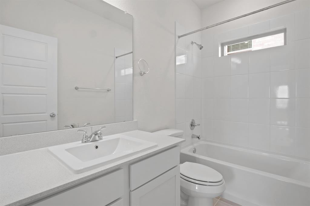 709 Knox River Drive Property Photo 15