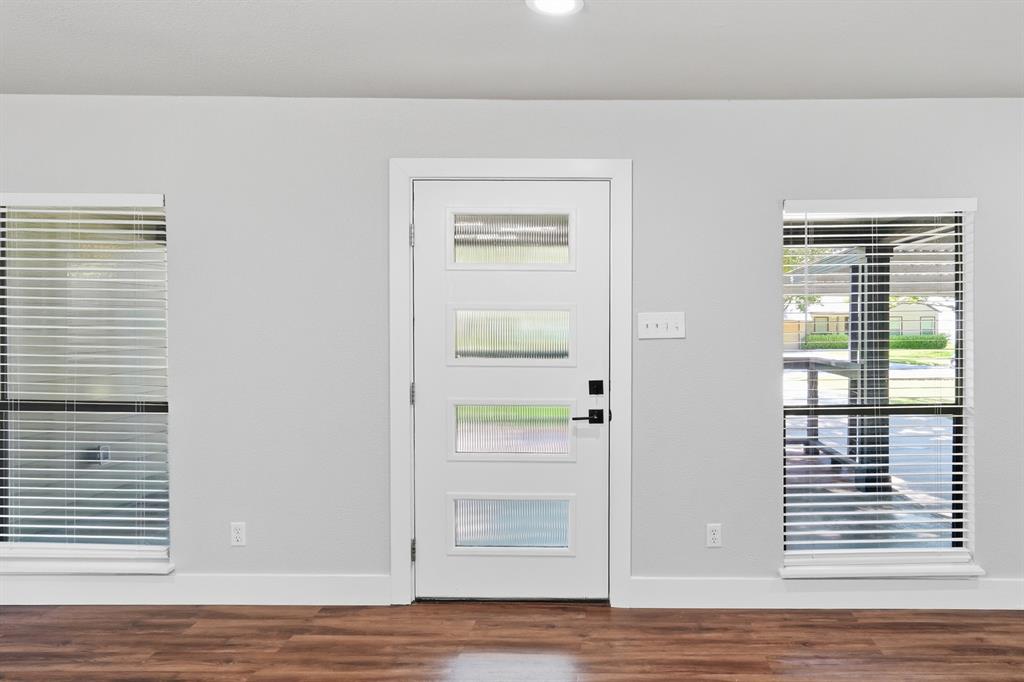 9011 Angora Street Property Photo 7