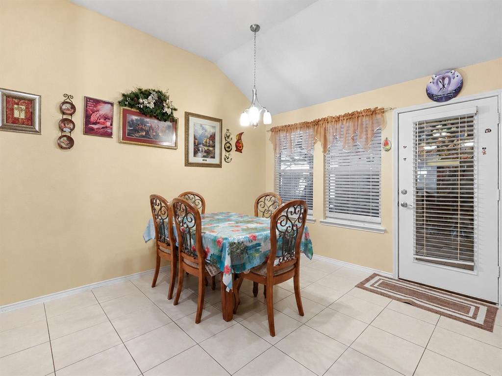 3809 S Peachtree Road Property Photo 6