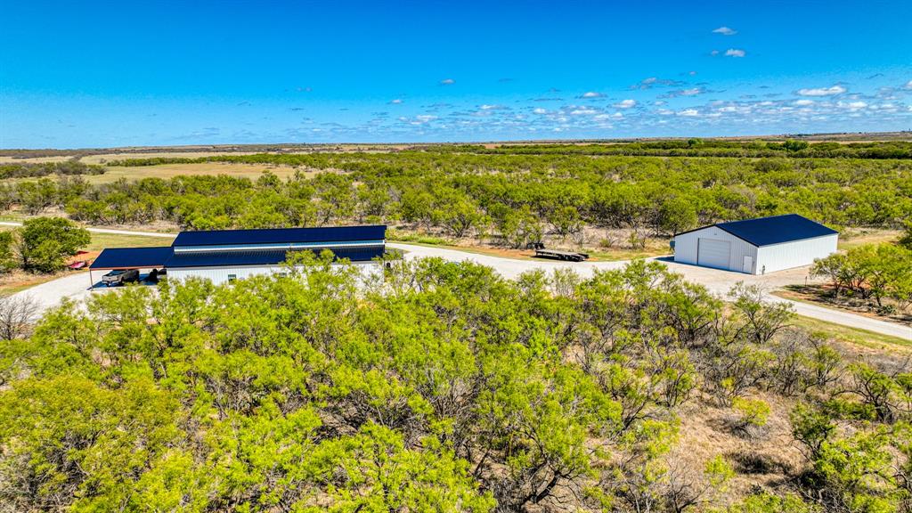 2337 Walsh Property Photo 4