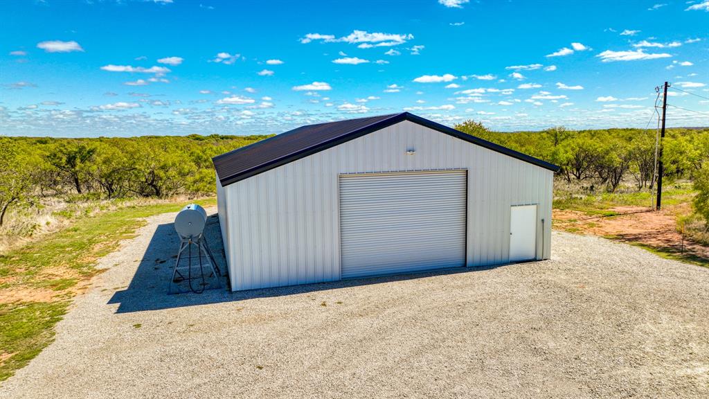 2337 Walsh Property Photo 7