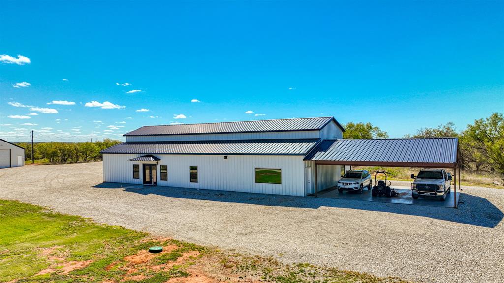 2337 Walsh Property Photo 8