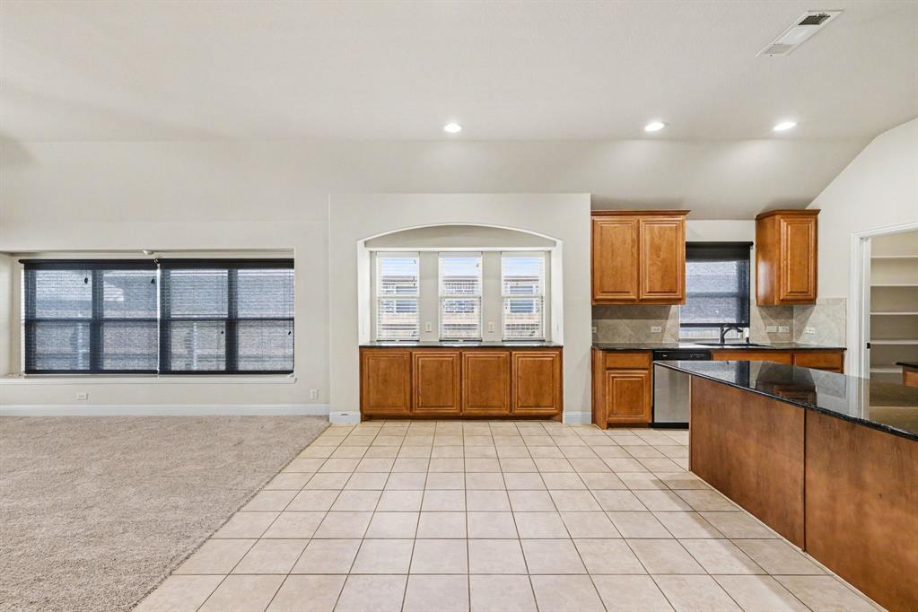 8305 Spitfire Trail Property Photo 12