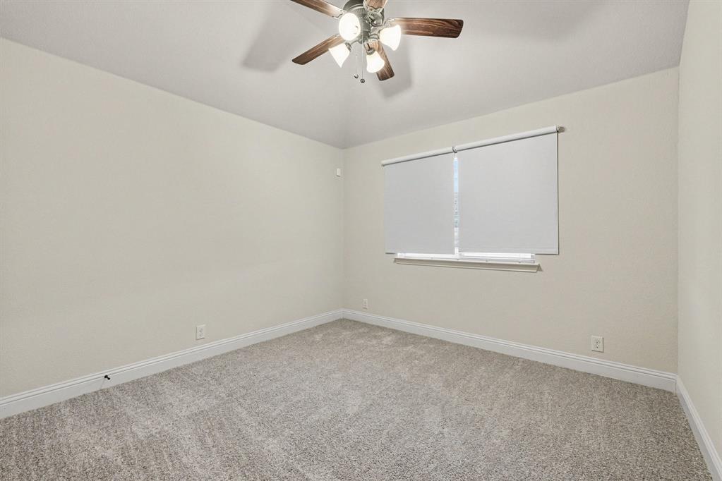 8305 Spitfire Trail Property Photo 28