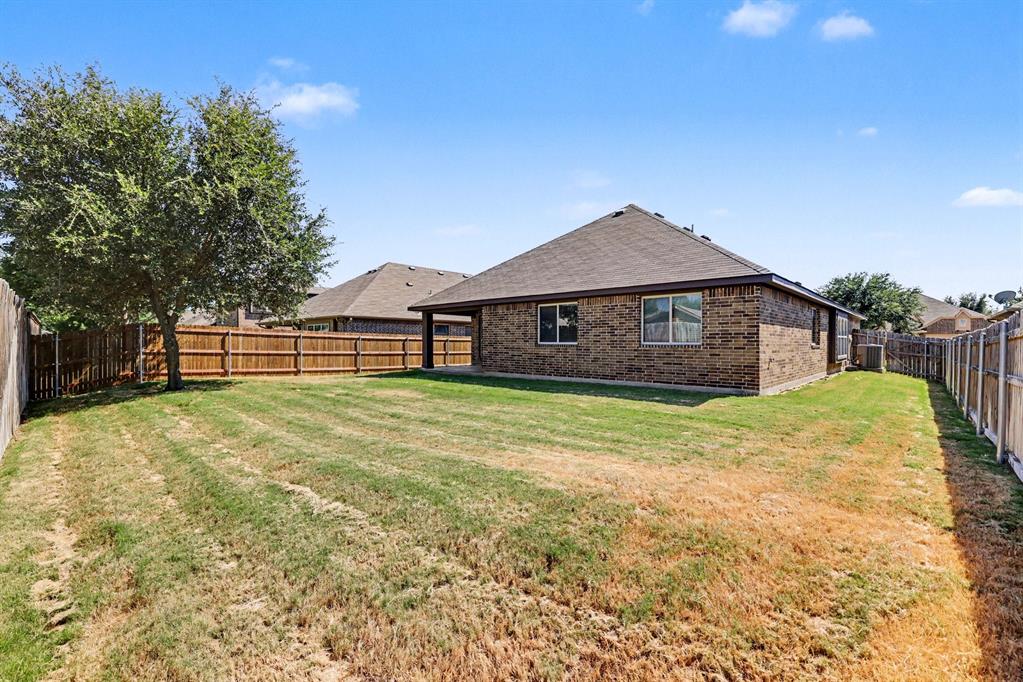 8305 Spitfire Trail Property Photo 29