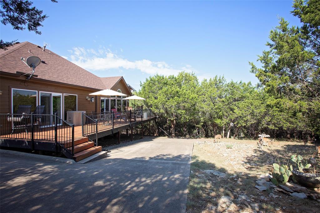 880 Cliffs Drive 2 Property Photo 18