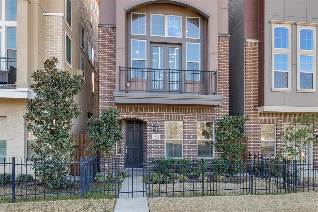 1348 Arch Place Property Photo 1