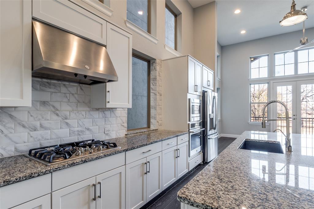 1348 Arch Place Property Photo 19