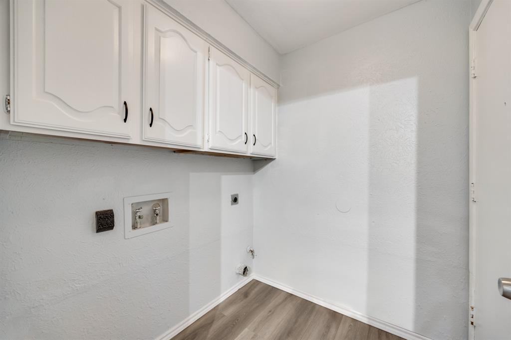 2100 Stradivarius Lane Property Photo 16