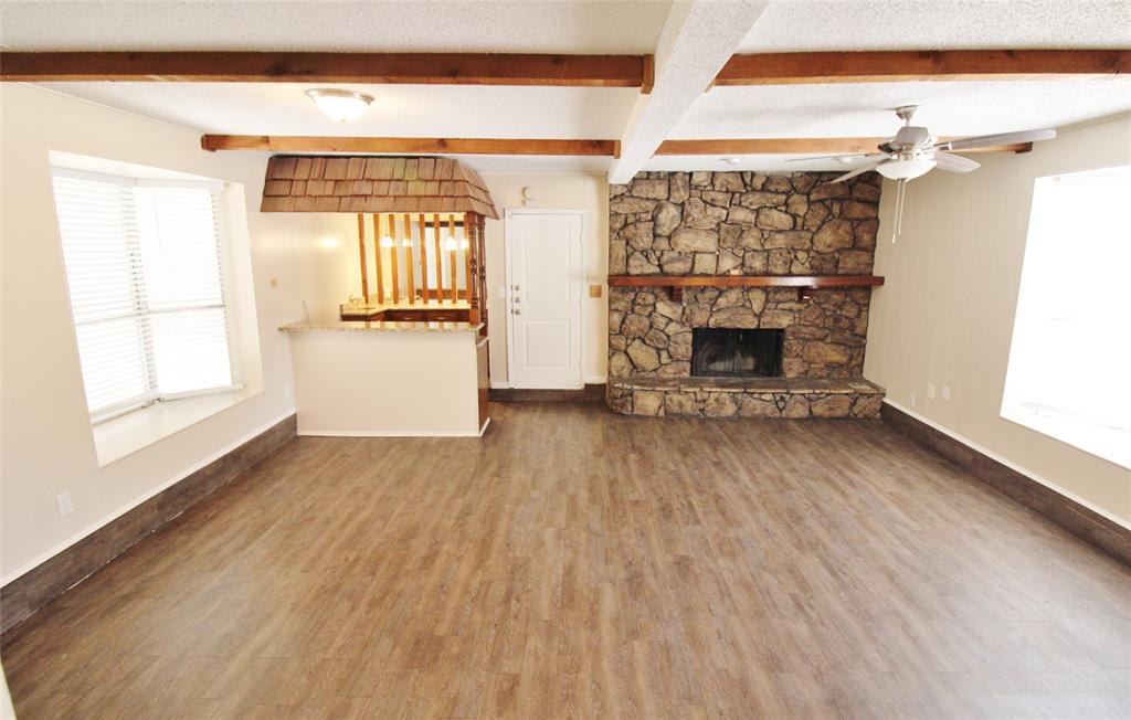 900 Valley Ridge Drive Property Photo 10
