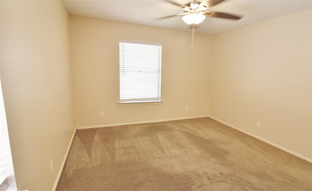 900 Valley Ridge Drive Property Photo 11