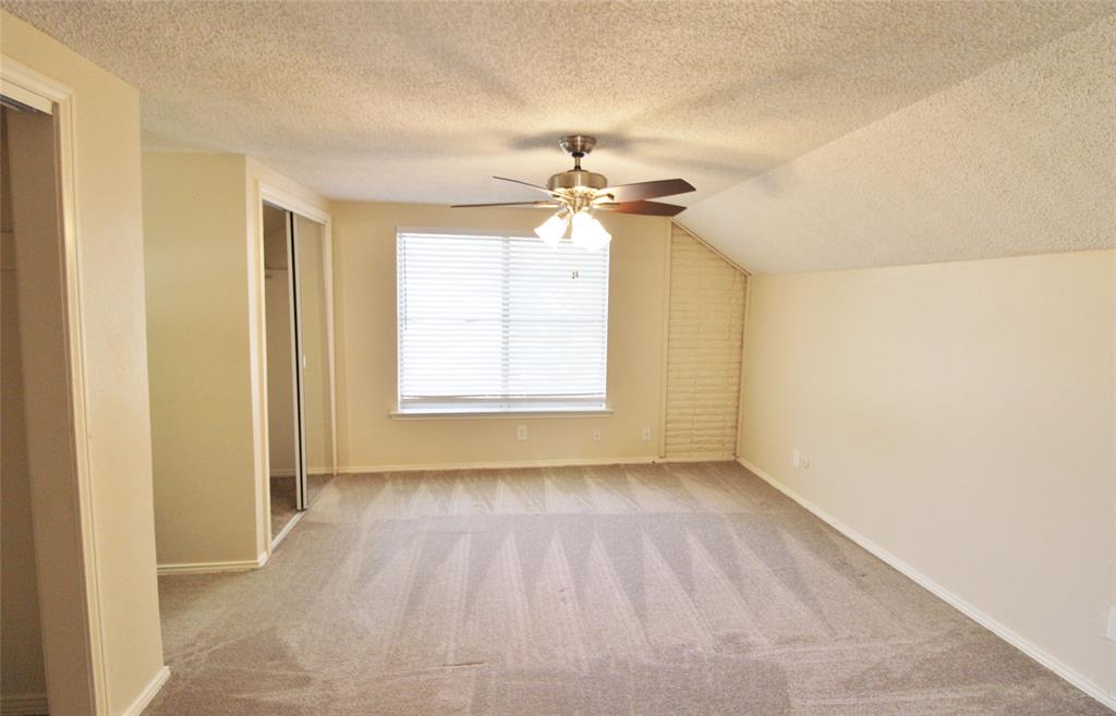 900 Valley Ridge Drive Property Photo 13