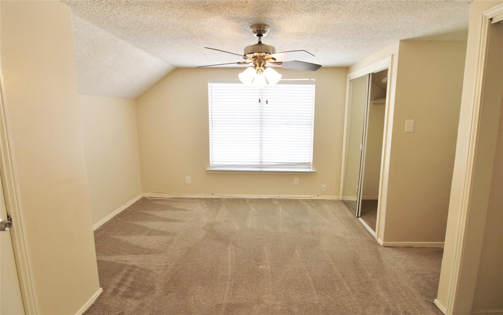 900 Valley Ridge Drive Property Photo 14