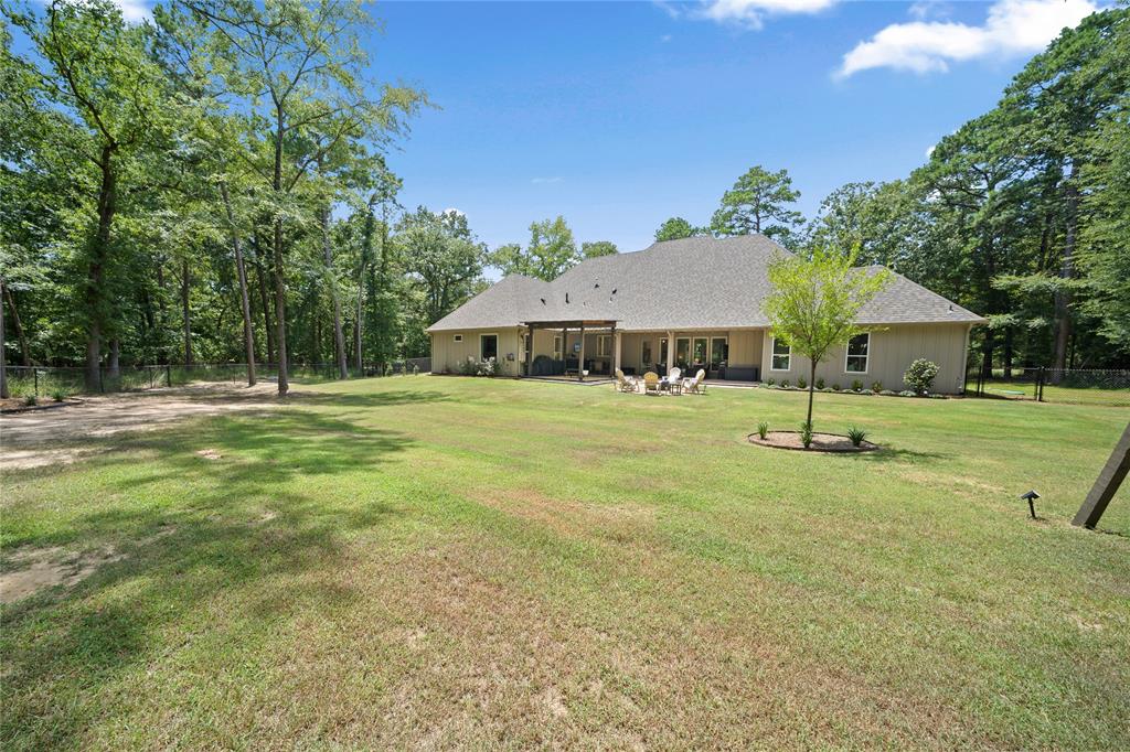 15373 Lakeside Drive Property Photo 33