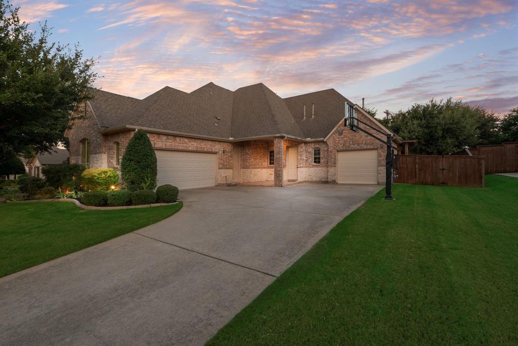 1516 Silverleaf Drive Property Photo 3