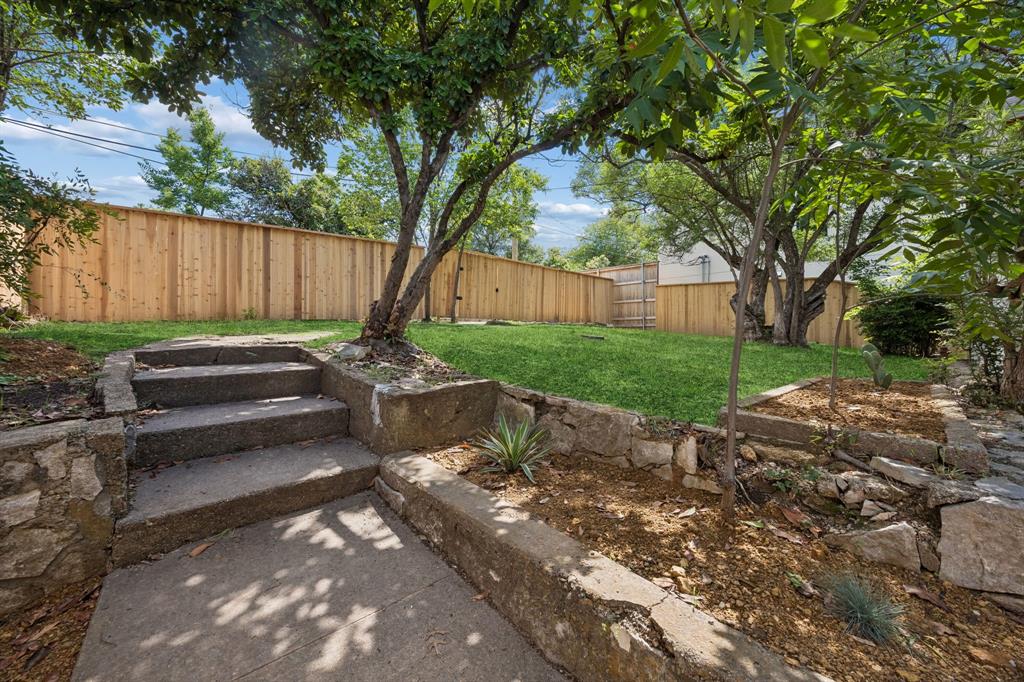 3102 W Jefferson Boulevard Property Photo 24