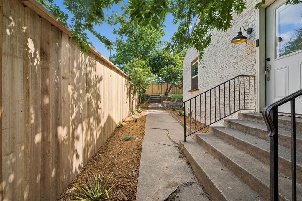 3102 W Jefferson Boulevard Property Photo 26