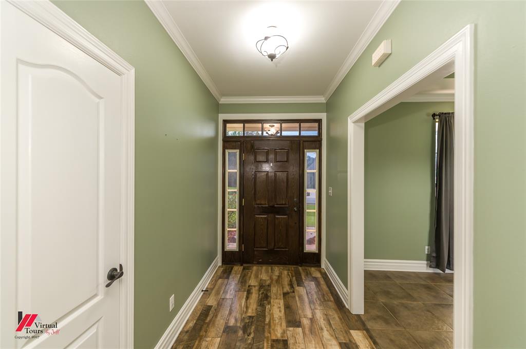 1855 Sparrow Ridge Property Photo 3