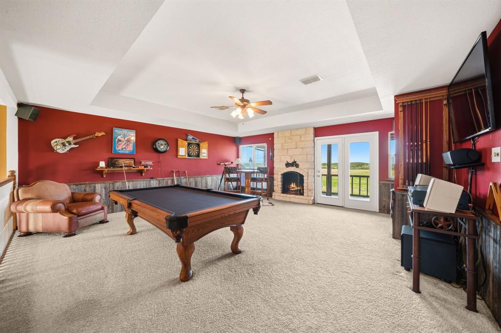 601 Zmolek Road Property Photo 14