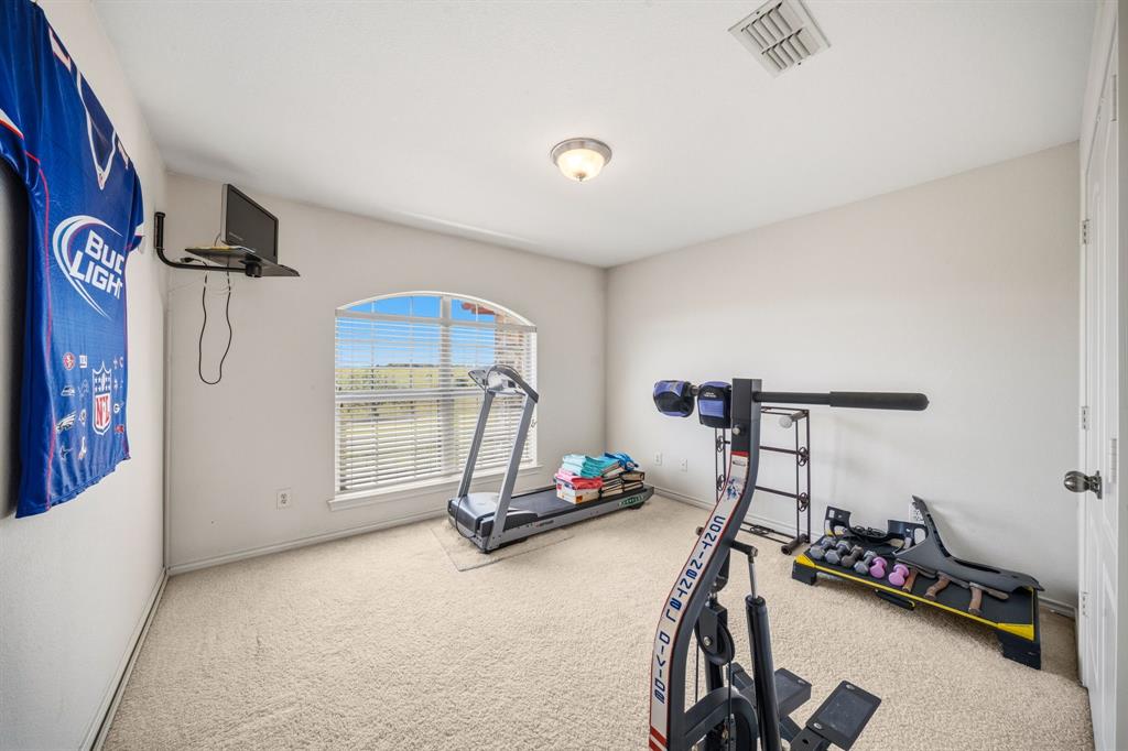 601 Zmolek Road Property Photo 16