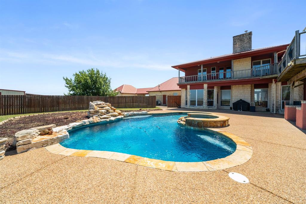 601 Zmolek Road Property Photo 19