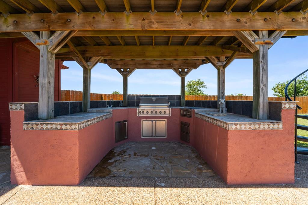 601 Zmolek Road Property Photo 20