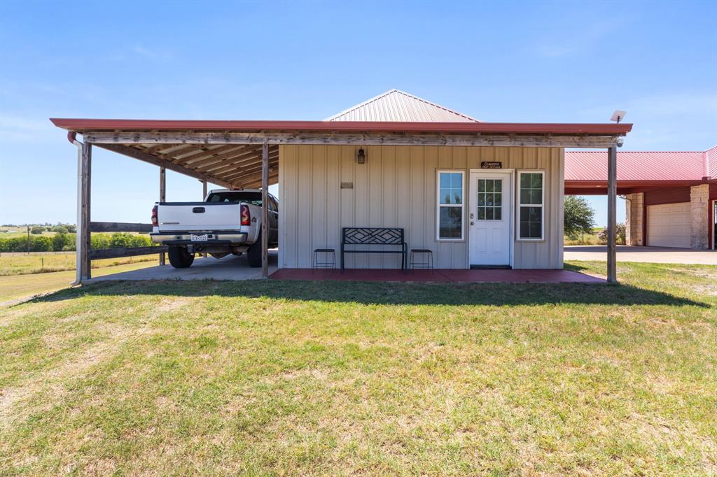 601 Zmolek Road Property Photo 22