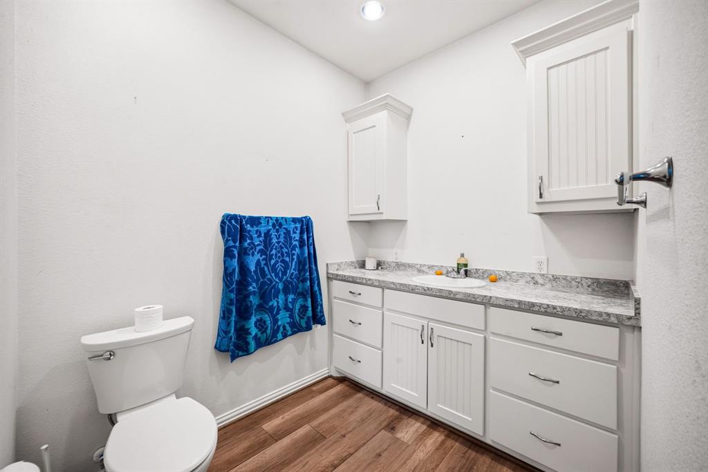601 Zmolek Road Property Photo 27