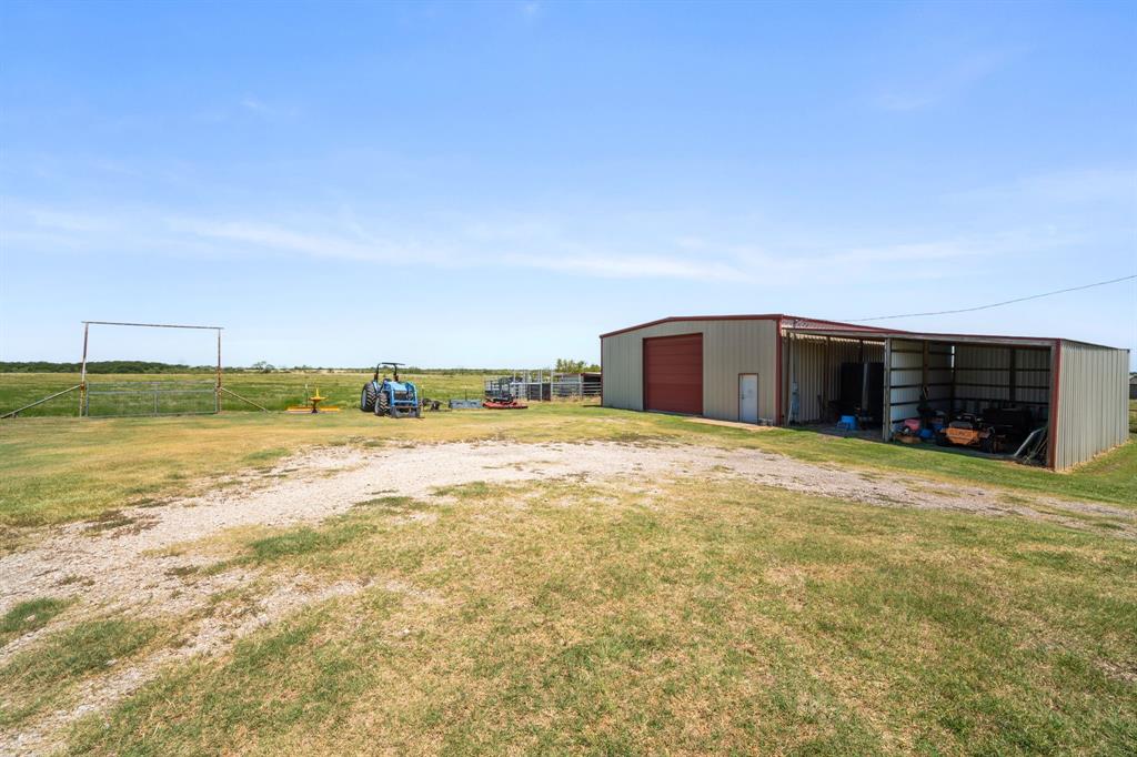 601 Zmolek Road Property Photo 28