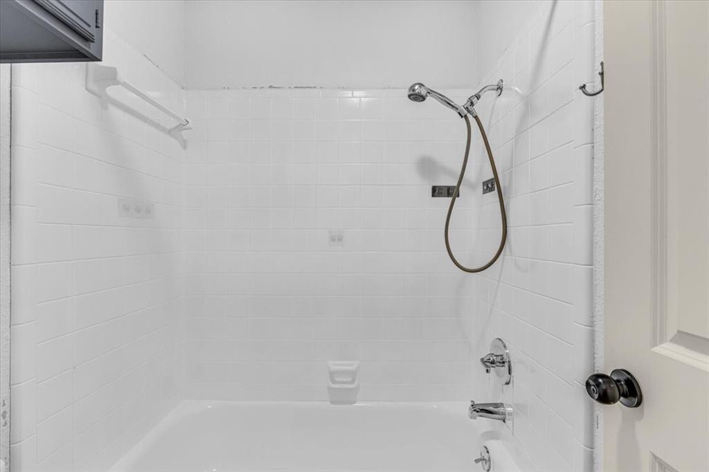 704 Matthews Court Property Photo 31
