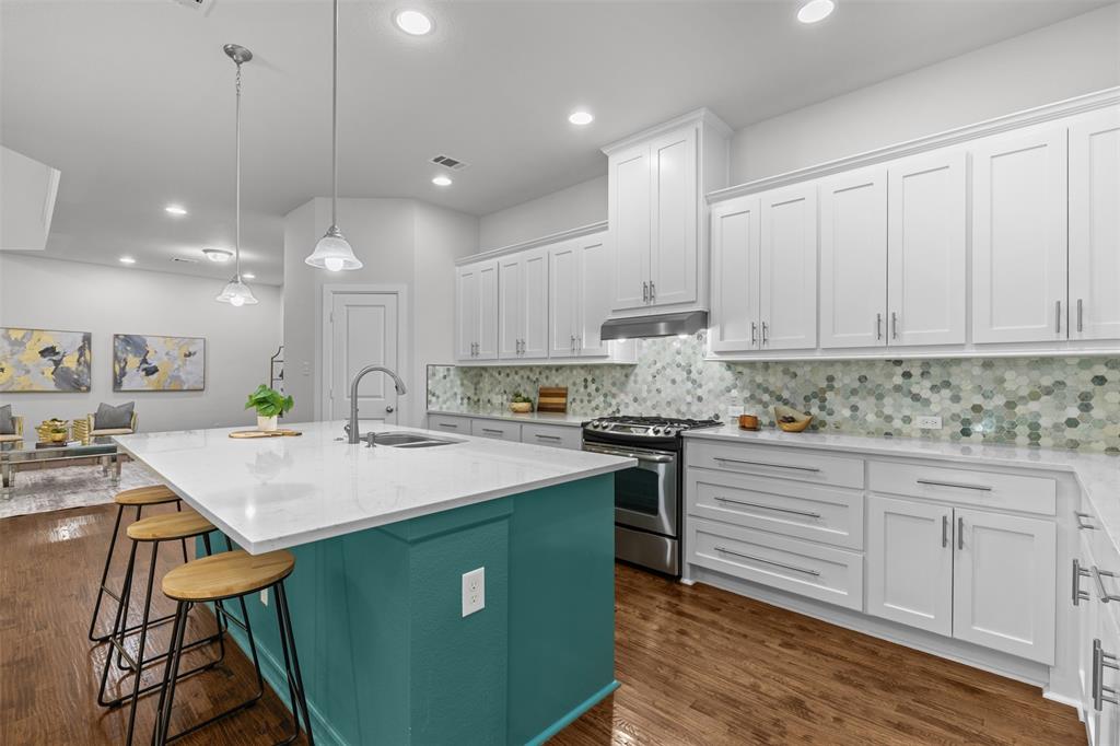 6681 Escena Boulevard Property Photo 4