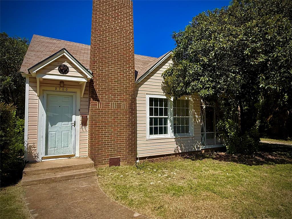 2700 Elizabeth Drive Property Photo 1