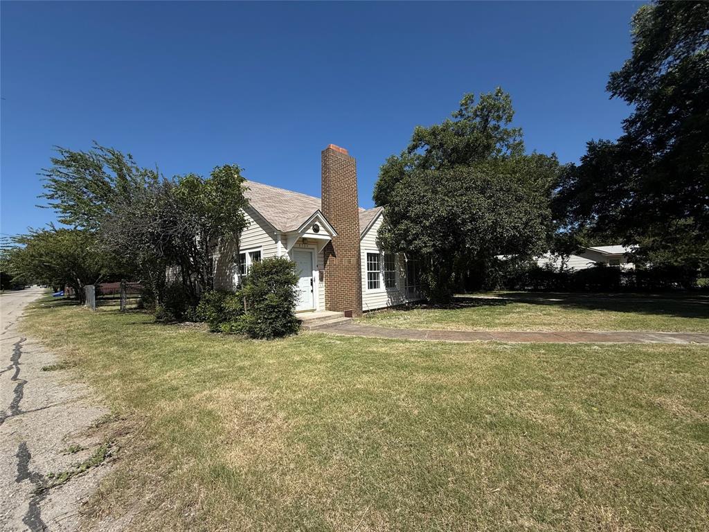 2700 Elizabeth Drive Property Photo 7