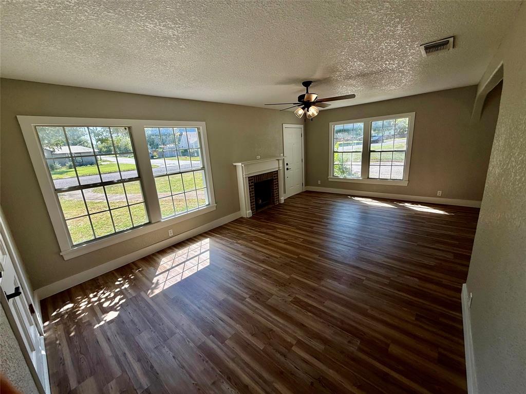 2700 Elizabeth Drive Property Photo 11