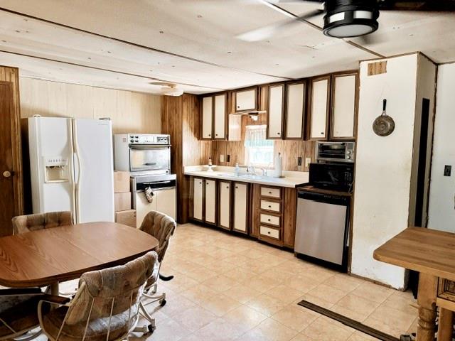 345 Butler Loop Property Photo 28