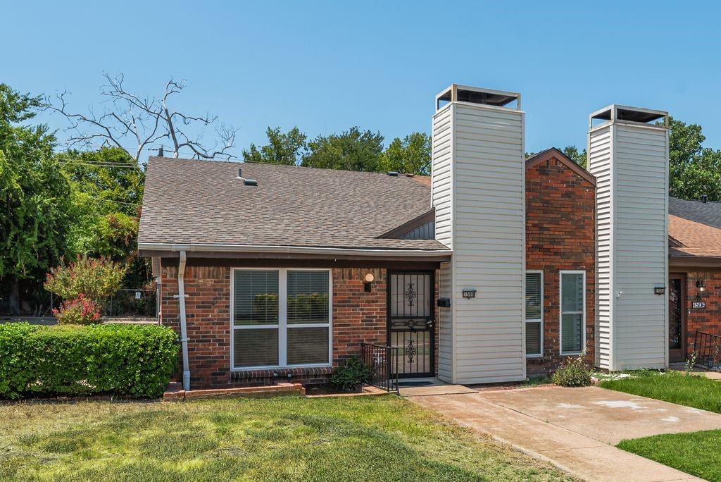 1508 Britainway Lane Property Photo 2