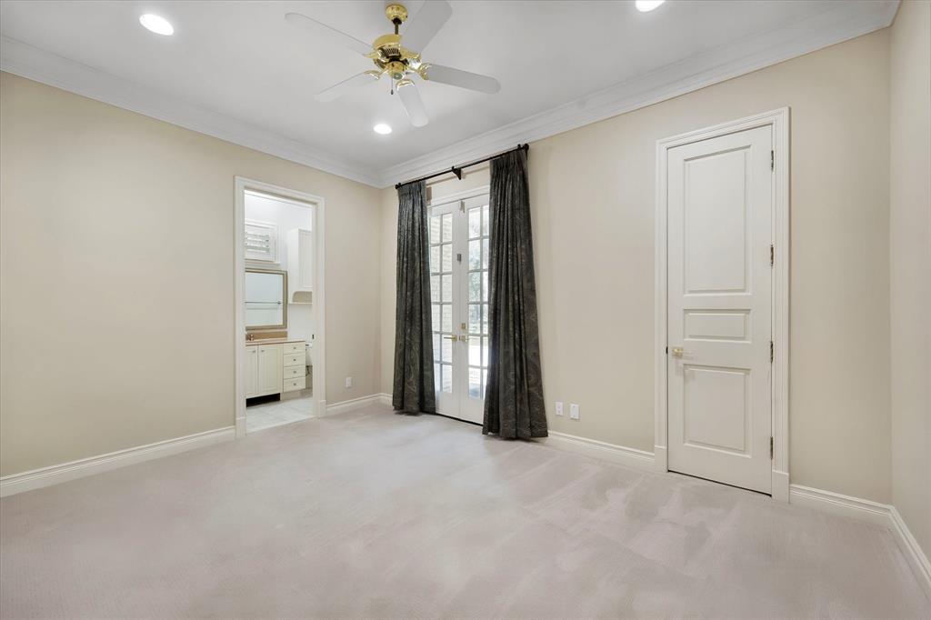 2410 Green Park Drive Property Photo 31
