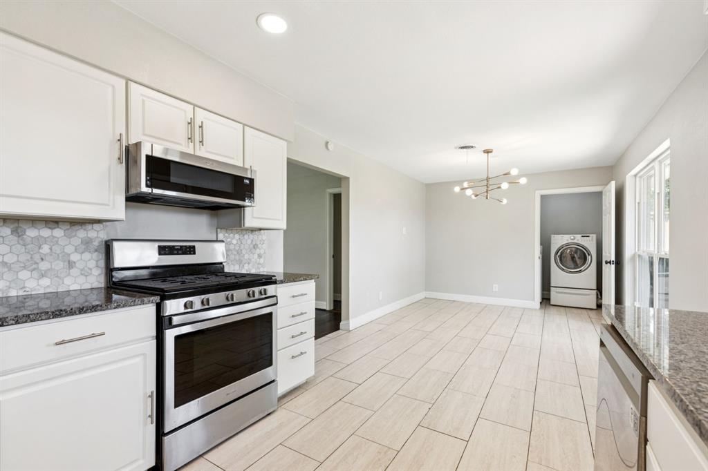 519 Royal Crest Drive Property Photo 10